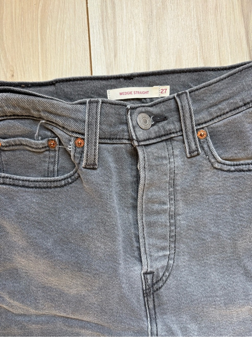 Levi’s Wedgie Straight Jeans 27 Gray High Rise Vintage Fit Distressed Women - Picture 3 of 5